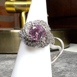 Ring Bomb Party RIng, size 6, NWOT